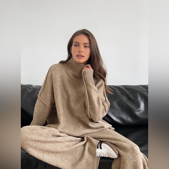 57 Plain Turtleneck Knit Pants Set - Picture 2 of 6